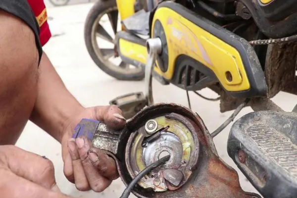 宁波市电动车刹车故障